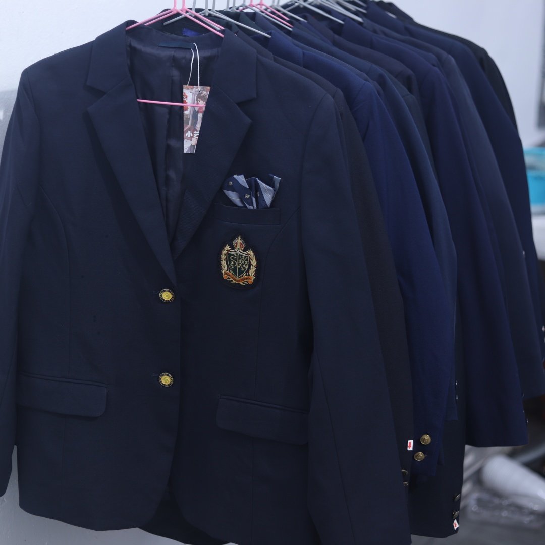 Vintage Fashion Jacket - Vintage Japanese Made Single-Button No-Collar Waist-Cinched