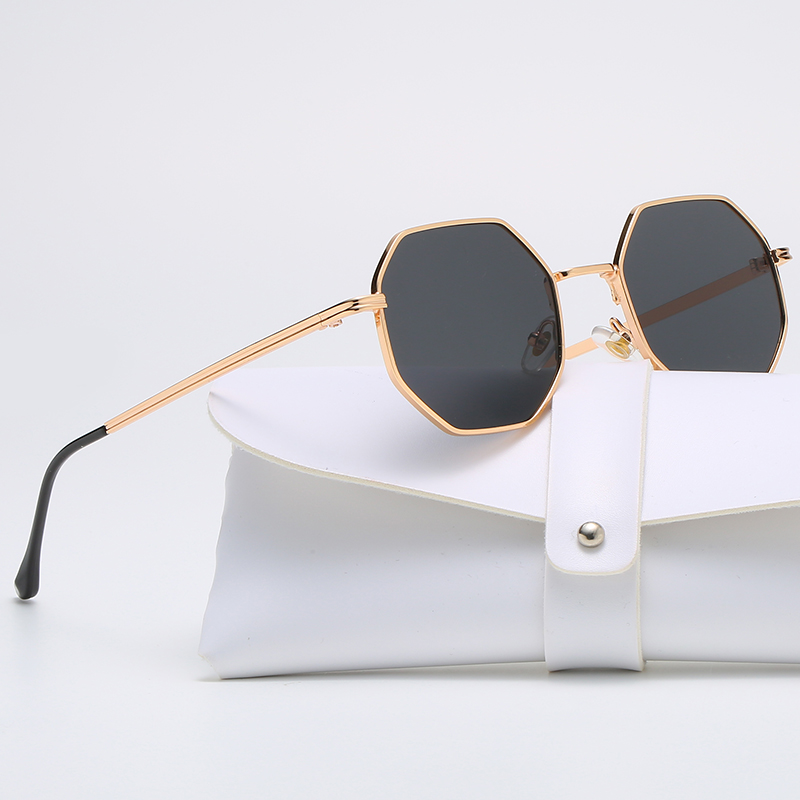 Vintage Fashion Brands - Square Polygon Metal Sunglasses Vintage Women