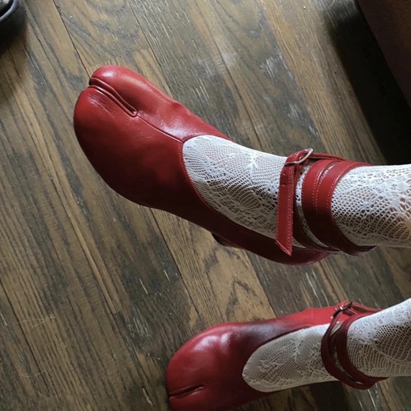 Vintage Fashion Aesthetic - 2026 Vintage Spring Fashion Split Toe