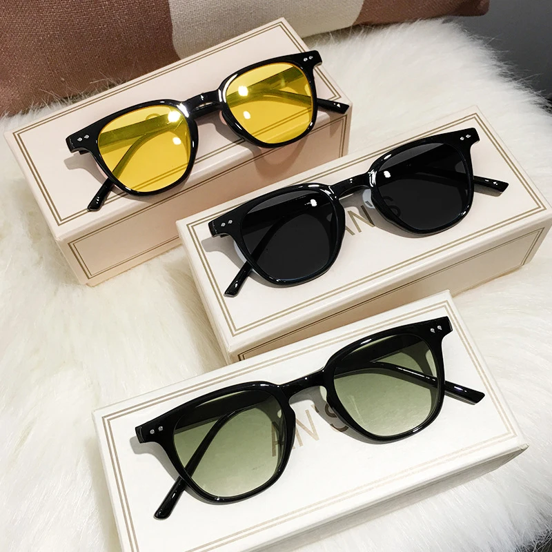 Vintage Square Sunglasses Unis - Vintage Fashion Brands ulasan dan harga